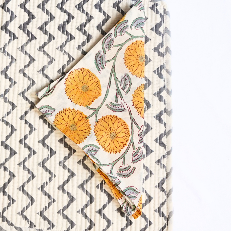 Sun & Stripes – Quilted Placemats & Napkins Set