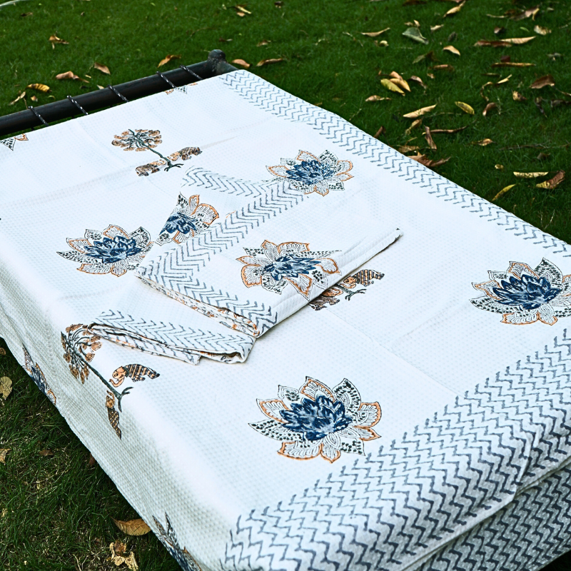 Moonlight Lotus Waffle Bedcover Set